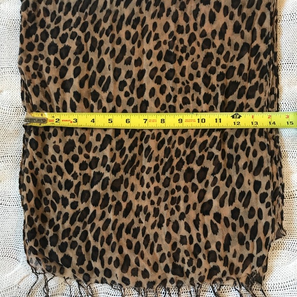 SOLD Animal Print Sheer Lightweight Scarf Bundle - Picture 5 of 5